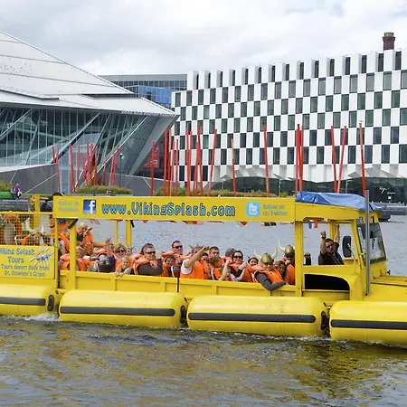 Amazing Sleeps 6 *
